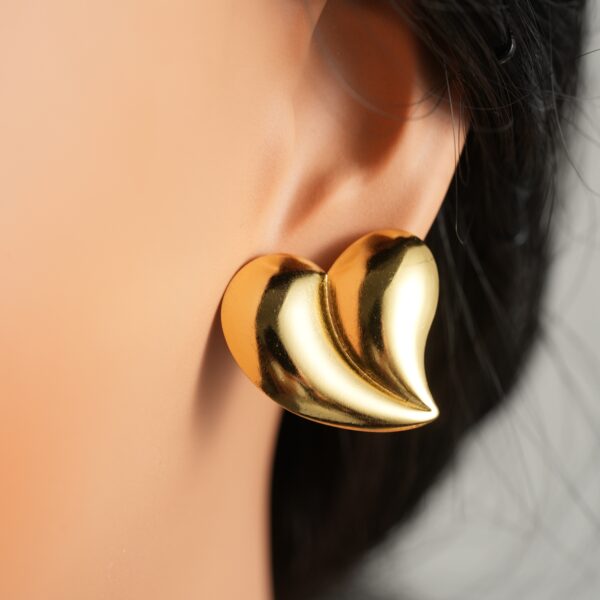 Simple Heart Shape Studs