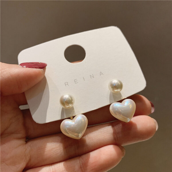 Small Love Pearl Earrings
